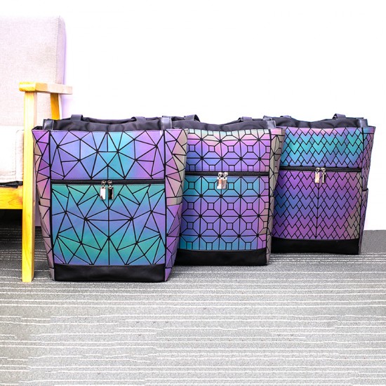 Cross-border folding backpack, leisure travel, large-capacity mountaineering backpack, fashionable and trendy computer backpack, diamond-shaped geometric bag Cross-border folding backpack, leisure travel, large-capacity mountaineering backpack, fashionable and trendy computer backpack, diamond-shaped geometric bag
