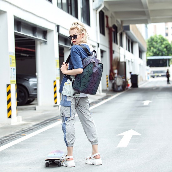 Cross-border new diamond-shaped backpacks, luminous laser personalized backpacks, geometric folding backpacks, Guangzhou creative bag distribution Cross-border new diamond-shaped backpacks, luminous laser personalized backpacks, geometric folding backpacks, Guangzhou creative bag distribution