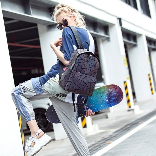 Cross-border backpacks, student daily backpacks and schoolbags, Japanese same style luminous backpacks, Korean version diamond-shaped backpacks wholesale Cross-border backpacks, student daily backpacks and schoolbags, Japanese same style luminous backpacks, Korean version diamond-shaped backpacks wholesale