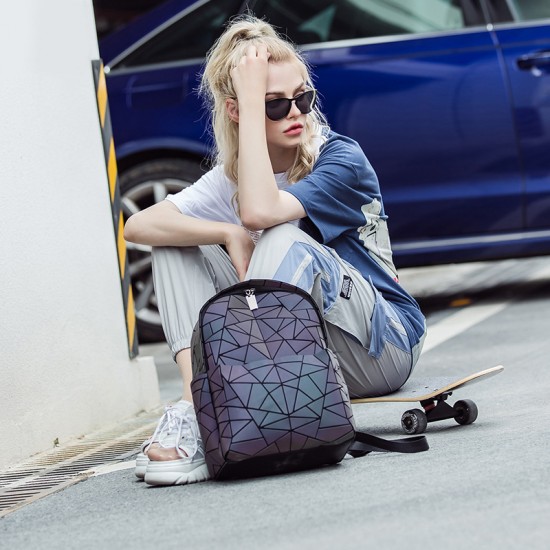 Cross-border backpacks, student daily backpacks and schoolbags, Japanese same style luminous backpacks, Korean version diamond-shaped backpacks wholesale Cross-border backpacks, student daily backpacks and schoolbags, Japanese same style luminous backpacks, Korean version diamond-shaped backpacks wholesale