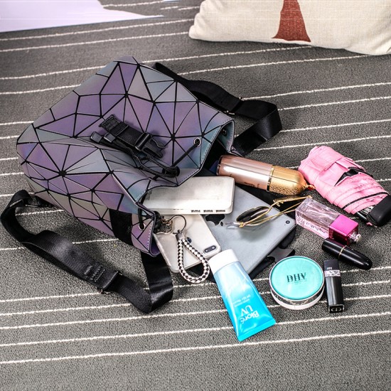 2022 new diamond-shaped backpacks for women, Korean version, versatile and trendy backpacks, ladies' schoolbags, wholesale in Guangzhou 2022 new diamond-shaped backpacks for women, Korean version, versatile and trendy backpacks, ladies' schoolbags, wholesale in Guangzhou