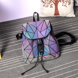 2022 new diamond-shaped backpacks for women, Korean version, versatile and trendy backpacks, ladies' schoolbags, wholesale in Guangzhou