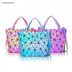 New sequin handbags for the autumn and winter of 2022, trendy large-capacity single-shoulder bucket bags, and niche design custom women's bags