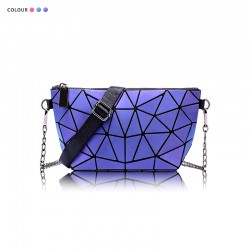 Crossbody bag for women 2021 autumn and winter New chain bag, street trend single-shoulder crossbody bag, niche design women's bag