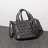 Japanese geometric versatile single-shoulder bag, large-capacity matte crystal bag, fashionable diamond-shaped hand-held crossbody bucket bag