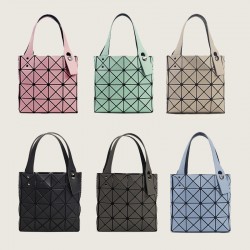 Original factory quality new diamond-shaped bag, Lifetime mini small square box, versatile four-compartment bag, fashionable mini ladies' handbag