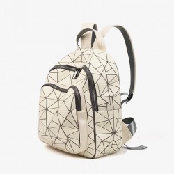 The 2024 new style of fashionable and versatile large-capacity backpack for women, a Japanese diamond-shaped casual travel single-shoulder backpack trend