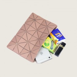 Japanese and Korean geometric diamond-shaped clutch bag, cosmetic bag, fashionable and casual matte envelope bag, 2022 new model mobile phone key bag