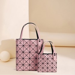 New Spring/Summer 2024 fashion geometric diamond-shaped bag, small square box women's bag, mini ladies' handbag of the same style as Xiaohongshu