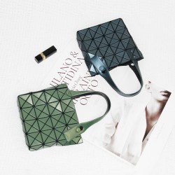 2024 limited edition new phantom color, charming Little Square Box with color nails, matte geometric diamond-shaped bag, hand bag, shoulder bag for women