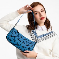 Cross-border new 2022 crossbody single-shoulder bag, trendy autumn and winter handbag, versatile, luminous geometric women's underarm bag for women