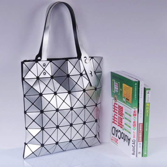 The 2024 new women's bag from Japan and South Korea is fashionable and simple, featuring a versatile geometric diamond-shaped tote bag The 2024 new women's bag from Japan and South Korea is fashionable and simple, featuring a versatile geometric diamond-shaped tote bag