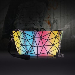 The 2021 new rainbow bag, gradient color trendy single-shoulder crossbody bag, versatile geometric diamond-shaped bag and gift bag for Bao Bao Women