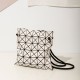 Japanese-style diamond-shaped drawstring bucket bag, women's single-shoulder crossbody small bag, lifetime in stock wholesale Japanese-style diamond-shaped drawstring bucket bag, women's single-shoulder crossbody small bag, lifetime in stock wholesale