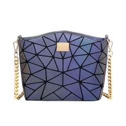 2022 new trendy geometric diamond-shaped crossbody bag for women, personalized and trendy, internet-famous reflective single-shoulder bag customization