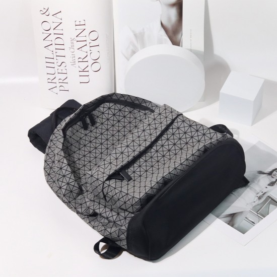 Japanese silicone backpacks, niche commuting, large-capacity student backpacks, matte, unisex diamond-shaped travel schoolbags Japanese silicone backpacks, niche commuting, large-capacity student backpacks, matte, unisex diamond-shaped travel schoolbags
