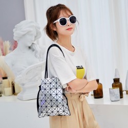 The same style drawstring bag from Japan for three years, 2024 summer, versatile drawstring bucket bag, Lifetime diamond single-shoulder crossbody bag