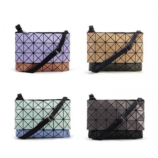 2024 new two-tone double-sided kangaroo bag, two-tone geometric diamond-shaped hand-held women's bag, Lifetime folding single-shoulder crossbody bag 2024 new two-tone double-sided kangaroo bag, two-tone geometric diamond-shaped hand-held women's bag, Lifetime folding single-shoulder crossbody bag