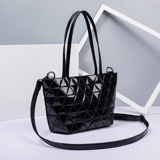 New styles of Japanese and Korean women's bags for autumn and winter 2021, featuring fashionable and simple single-shoulder crossbody bags and large-capacity tote bags, custom-made New styles of Japanese and Korean women's bags for autumn and winter 2021, featuring fashionable and simple single-shoulder crossbody bags and large-capacity tote bags, custom-made