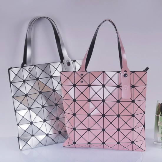 The 2024 new women's bag from Japan and South Korea is fashionable and simple, featuring a versatile geometric diamond-shaped tote bag The 2024 new women's bag from Japan and South Korea is fashionable and simple, featuring a versatile geometric diamond-shaped tote bag