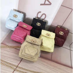 Chanel-style chain-strap mini bag with diamond quilting Creative mini accessory pouch Small backpack Headphone organizer Coin purse